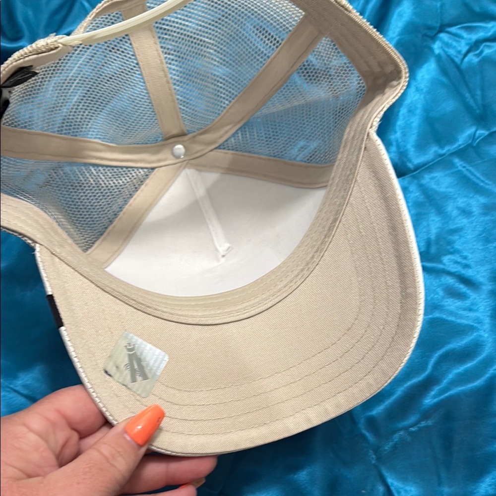 White Trucker Hat With Tiger Patch - image 2